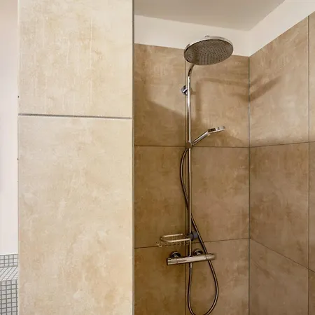 Apartment Im Alten