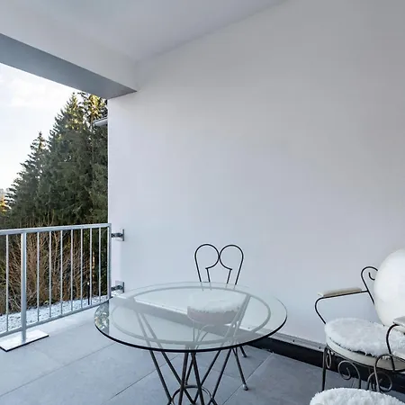 Im Alten Apartment *